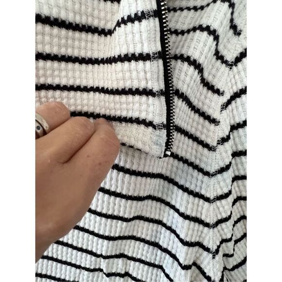 Lilla P cream and black striped cowl neck long sleeve thermal - Picture 4 of 7